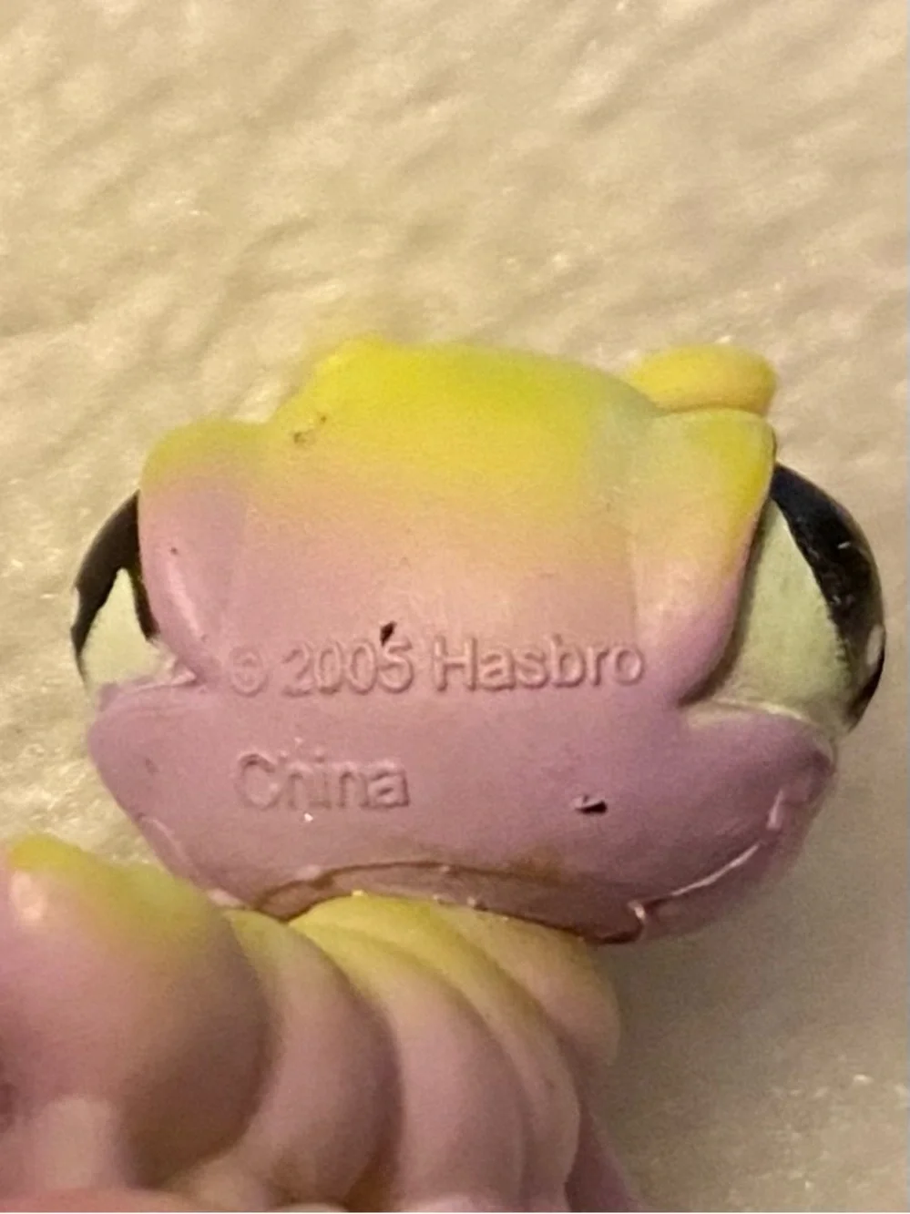 Vintage Hasbro Littlest Pet Shop LPS Baby Purple Yellow Inchworm Caterpillar